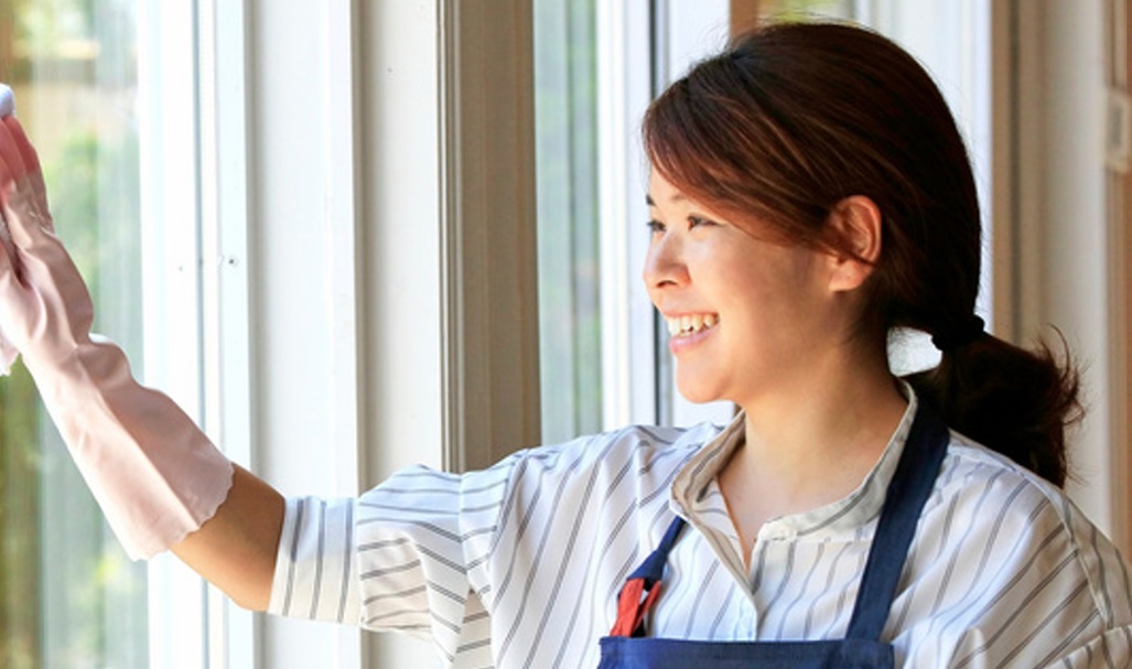 Light Housekeeping Tips to Ensure a Safe Environment for Seniors